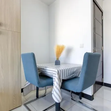 Apartment Penthouse Tax Biex *