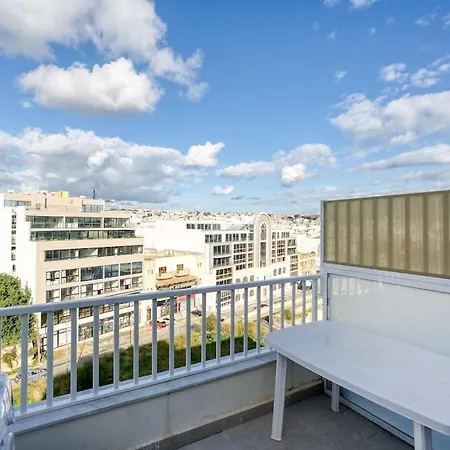 Penthouse Tax Biex