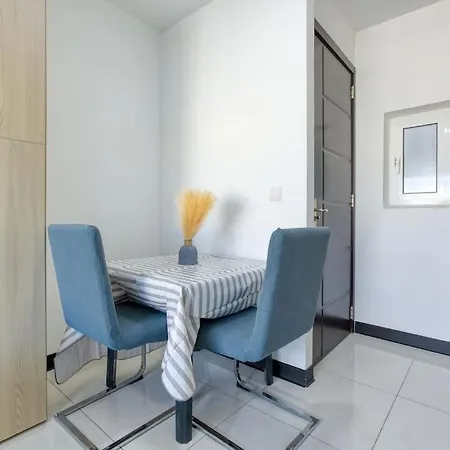 Penthouse Tax Biex Apartment
